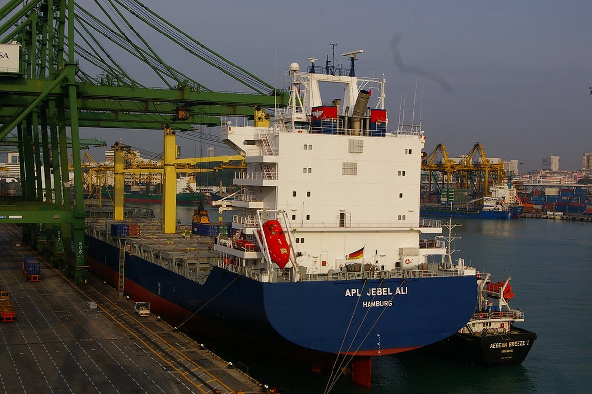 Marine & Logistics